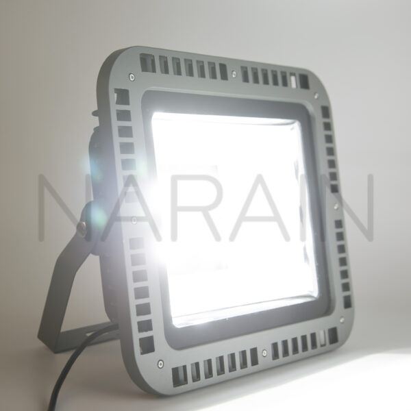 Commercial Grade Outdoor Security LED COB Flood Light 100-200W – Mains Wired - Image 2